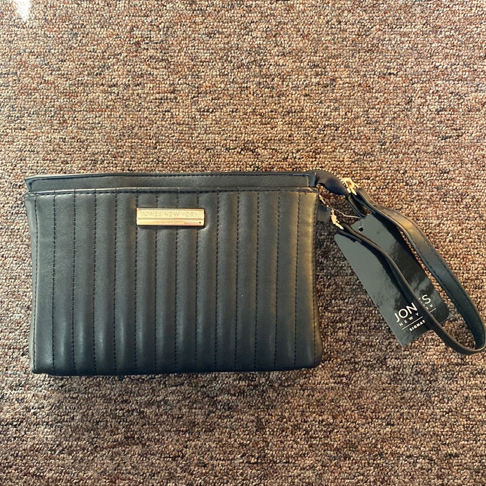 Jones New York Wristlet
